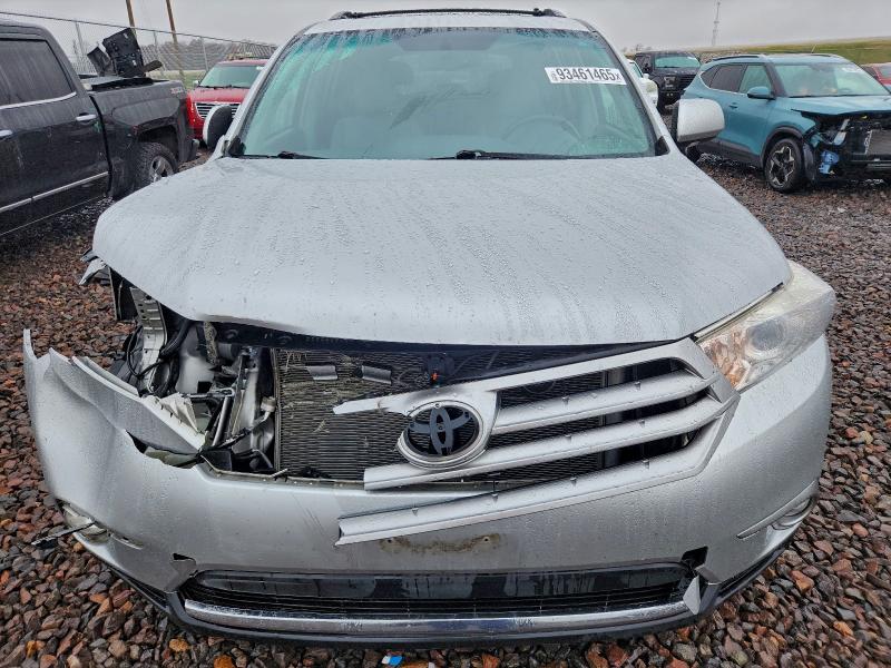 Photo 5 from auction – 2013 TOYOTA HIGHLANDER with VIN 5TDYK3EH7DS129059