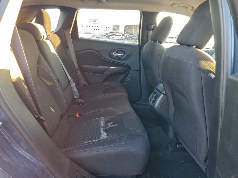 Photo 11 from auction – 2019 JEEP CHEROKEE L with VIN 1C4PJLCB8KD454504