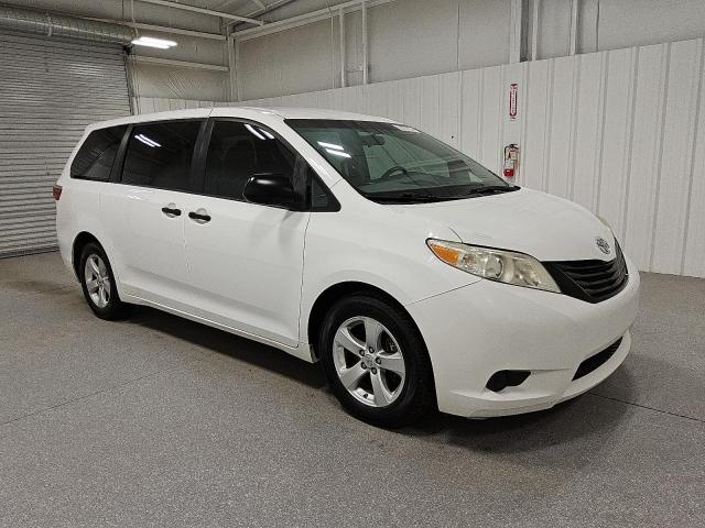 Photo 4 from auction – 2016 TOYOTA SIENNA with VIN 5TDZK3DC1GS729798