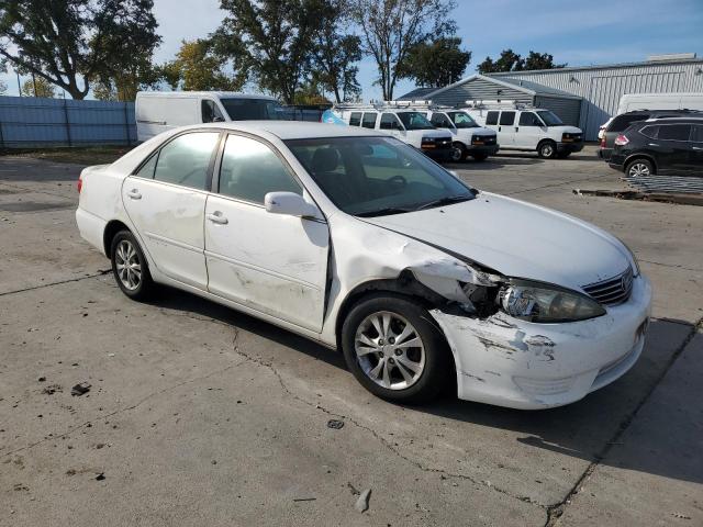 Photo 4 from auction – 2005 TOYOTA CAMRY LE with VIN 4T1BF30K65U606411