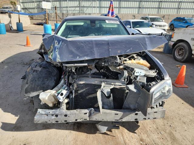 Photo 5 from auction – 2019 CHRYSLER 300 TOURIN with VIN 2C3CCAAG1KH738804
