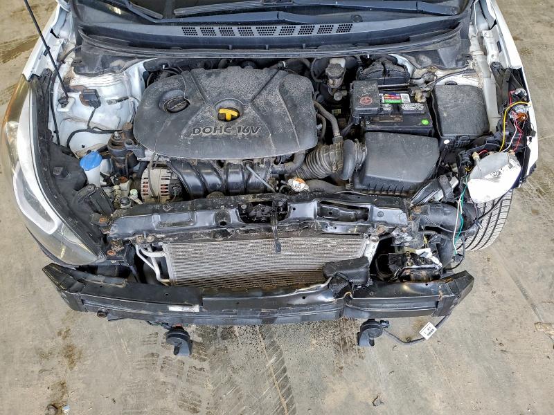 Photo 11 from auction – 2016 HYUNDAI ELANTRA SE with VIN 5NPDH4AE0GH696903