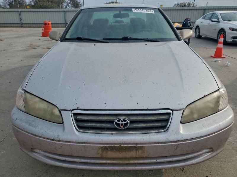 Photo 5 from auction – 2000 TOYOTA CAMRY CE with VIN 4T1BG22K4YU655101