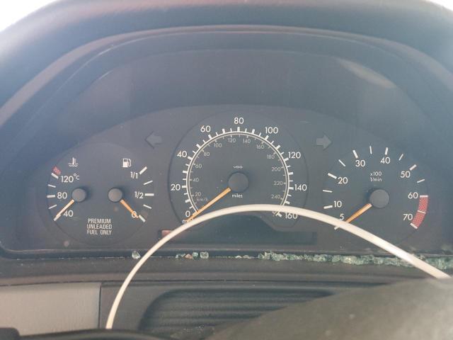 Photo 9 from auction – 1998 MERCEDES-BENZ E 320 with VIN WDBJF65F7WA689555