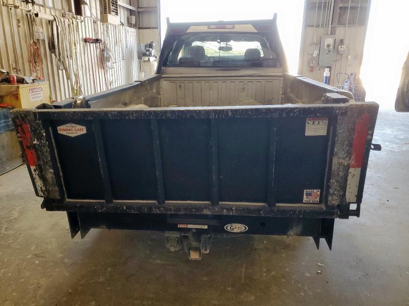 Photo 6 from auction – 2005 CHEVROLET SILVERADO with VIN 1GCHC23265F902806