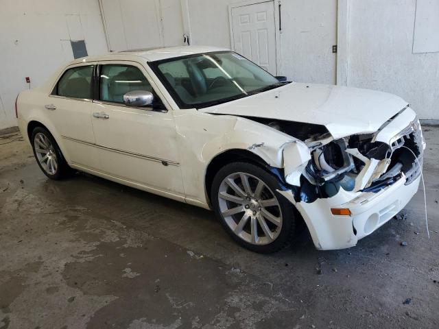 Photo 4 from auction – 2008 CHRYSLER 300C with VIN 2C3KA63H28H323035