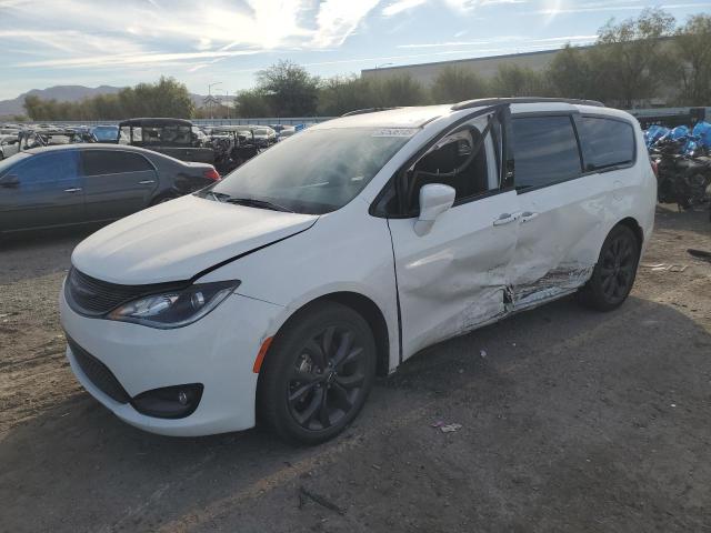 CHRYSLER PACIFICA T 2018 with VIN 2C4RC1BG6JR226856 - Photo from auction