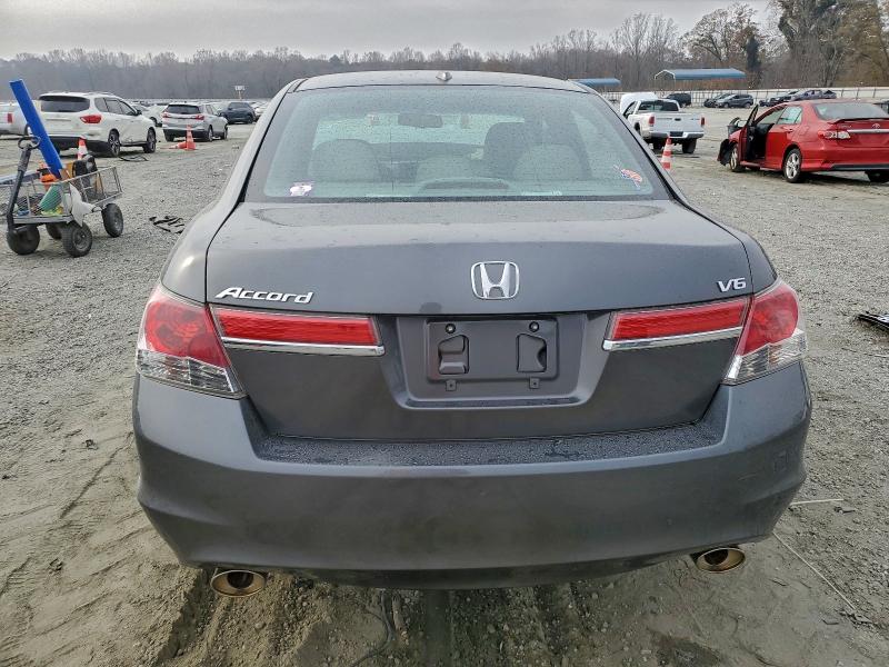 Photo 6 from auction – 2011 HONDA ACCORD EXL with VIN 1HGCP3F88BA010071