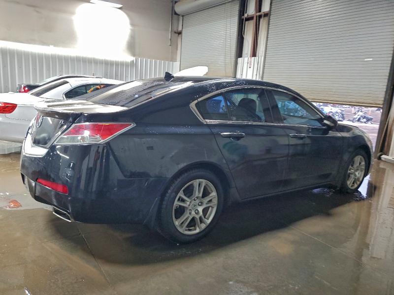 Photo 3 from auction – 2010 ACURA TL with VIN 19UUA8F57AA020677