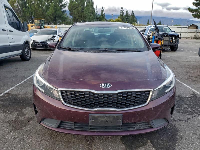Photo 5 from auction – 2018 KIA FORTE LX with VIN 3KPFK4A79JE196794
