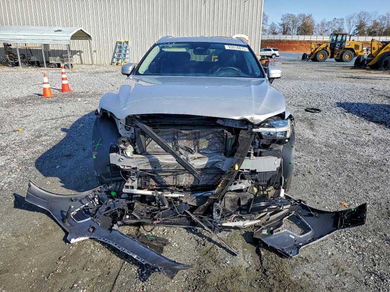 Photo 5 from auction – 2023 VOLVO XC60 PLUS with VIN YV4L12RN7P1322639