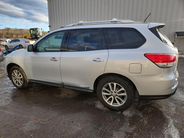 Photo 2 from auction – 2016 NISSAN PATHFINDER with VIN 5N1AR2MM3GC604472