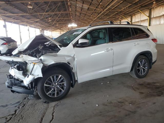 TOYOTA HIGHLANDER 2017 z numerem VIN 5TDJZRFH6HS369773 - Zdjęcie z aukcji