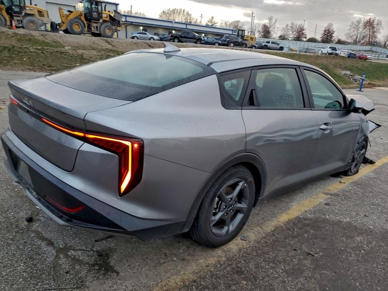 Photo 3 from auction – 2025 KIA K4 LX with VIN 3KPFT4DE0SE046422