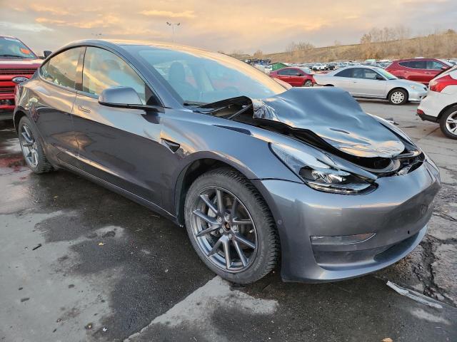 Photo 4 from auction – 2022 TESLA MODEL 3 with VIN 5YJ3E1EB3NF106739