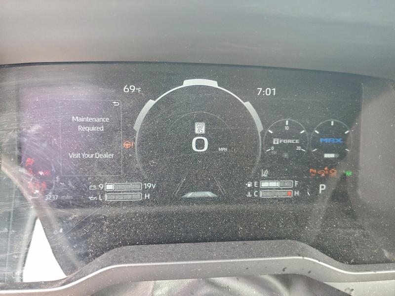 Photo 9 from auction – 2023 TOYOTA TUNDRA with VIN 5TFMC5DB2PX013903