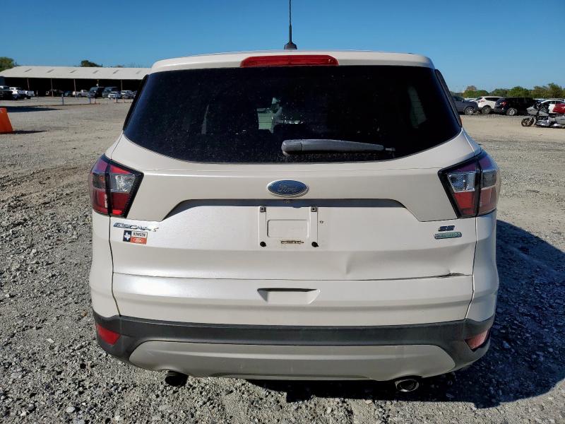 Photo 6 from auction – 2017 FORD ESCAPE SE with VIN 1FMCU0GD7HUC24523