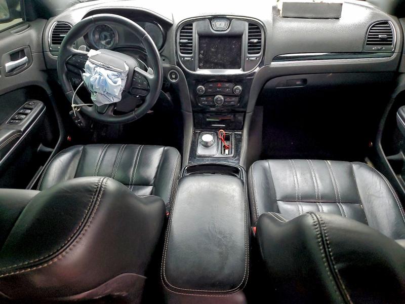 Photo 8 from auction – 2018 CHRYSLER 300 S with VIN 2C3CCABG6JH240319