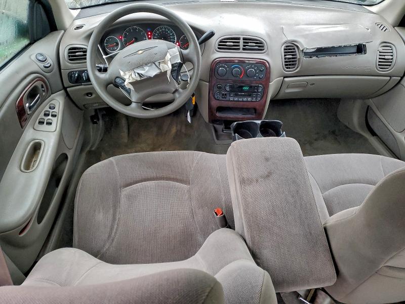 Photo 8 from auction – 2003 CHRYSLER CONCORDE L with VIN 2C3HD46R03H506128
