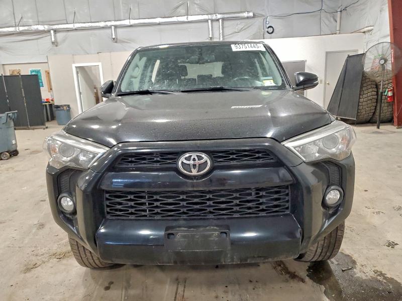 Photo 5 from auction – 2015 TOYOTA 4RUNNER SR with VIN JTEBU5JR5F5273658