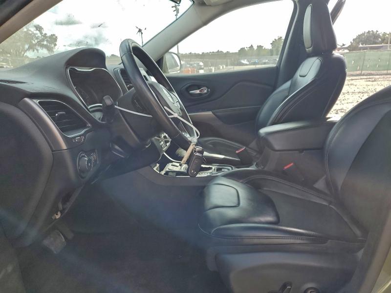 Photo 7 from auction – 2019 JEEP CHEROKEE L with VIN 1C4PJLLB1KD454456