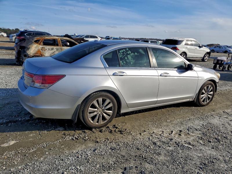 Photo 3 from auction – 2011 HONDA ACCORD EXL with VIN 1HGCP2F86BA148363