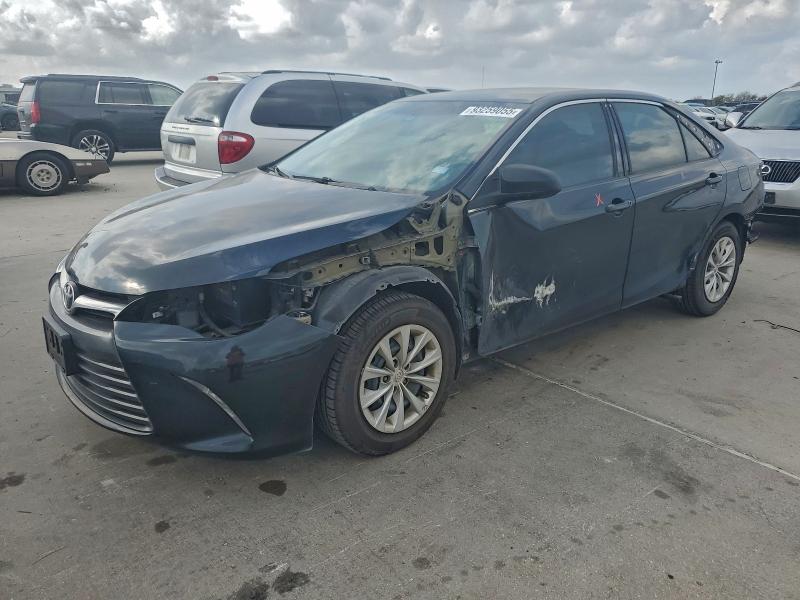 Photo 1 from auction – 2015 TOYOTA CAMRY LE with VIN 4T4BF1FK2FR514229