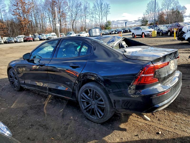 Foto 2 de la subasta – 2024 VOLVO S60 PLUS con VIN 7JRL12THXRG315160