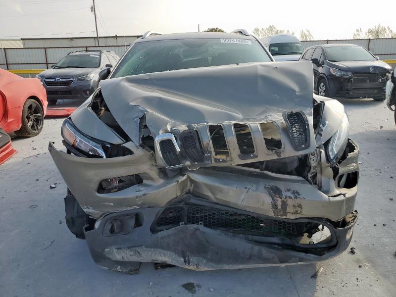 Photo 5 from auction – 2017 JEEP CHEROKEE L with VIN 1C4PJLCB4HW608381