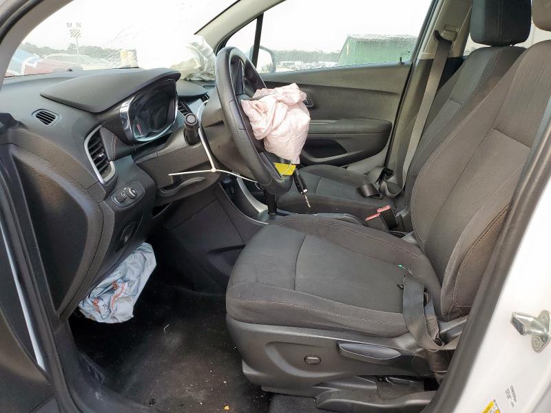 Photo 7 from auction – 2020 CHEVROLET TRAX 1LT with VIN 3GNCJLSB3LL198047