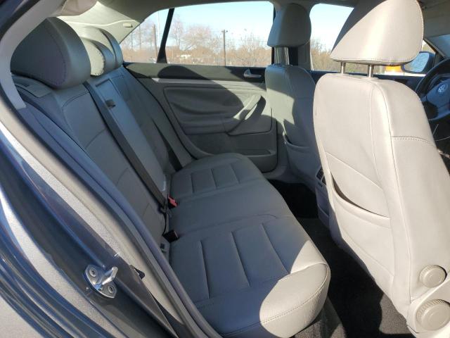 Photo 10 from auction – 2007 VOLKSWAGEN JETTA WOLF with VIN 3VWEF71K07M066436