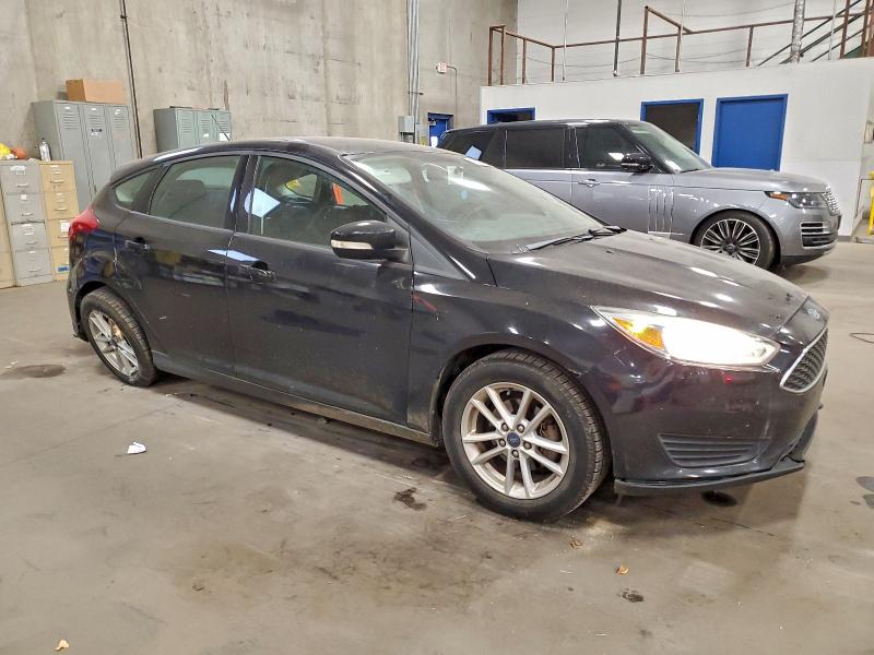 Photo 4 from auction – 2016 FORD FOCUS SE with VIN 1FADP3K25GL285743