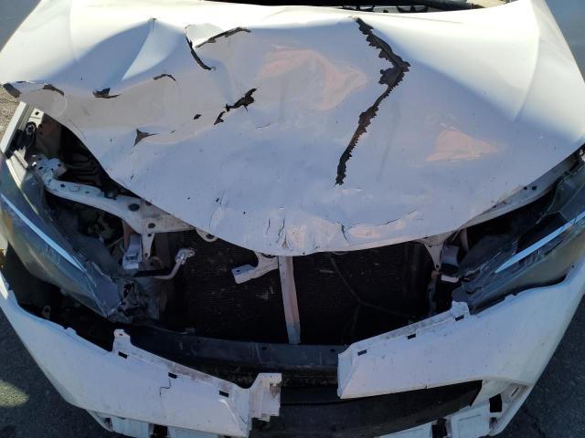 Photo 11 from auction – 2018 TOYOTA COROLLA with VIN 2T1BURHE2JC098182