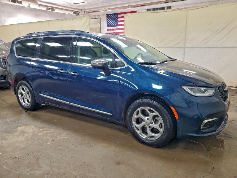 Photo 4 from auction – 2022 CHRYSLER PACIFICA L with VIN 2C4RC3GG6NR224647