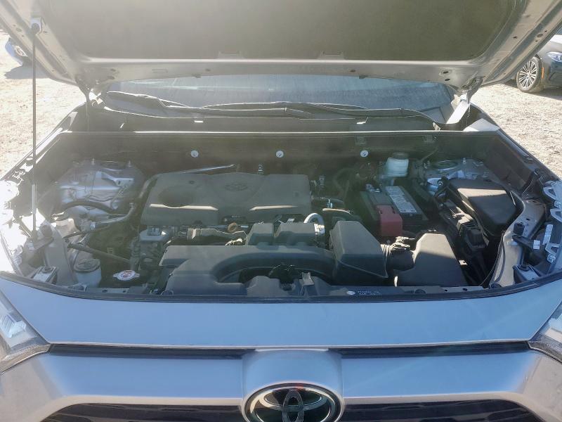 Photo 11 from auction – 2023 TOYOTA RAV4 LE with VIN 2T3H1RFV1PC225817