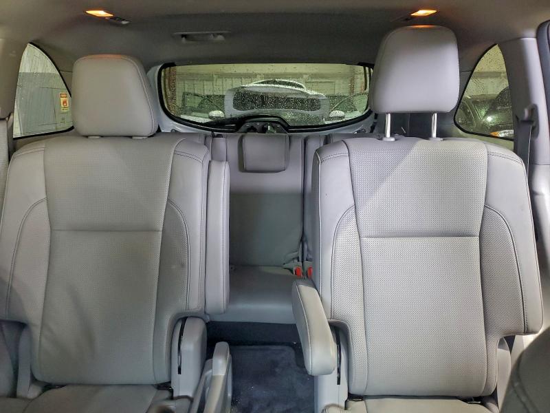 Photo 10 from auction – 2018 TOYOTA HIGHLANDER with VIN 5TDYZRFH4JS263715