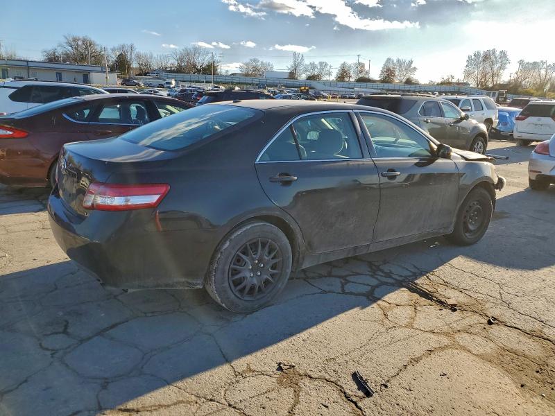 Фото 3 с аукциона – 2011 TOYOTA CAMRY BASE с VIN 4T1BF3EK9BU718253