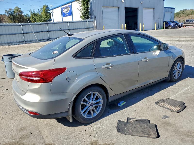 Photo 3 from auction – 2015 FORD FOCUS SE with VIN 1FADP3F24FL289713