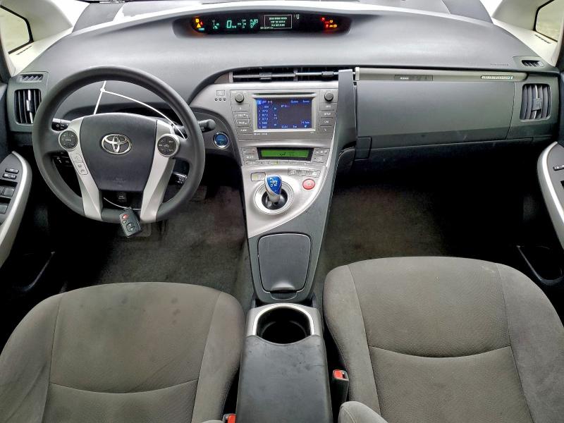 Photo 8 from auction – 2014 TOYOTA PRIUS PLUG with VIN JTDKN3DP5E3050482