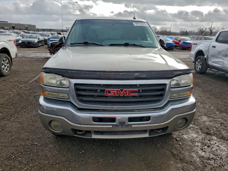 Photo 5 from auction – 2003 GMC NEW SIERRA with VIN 2GTEK19T131166894