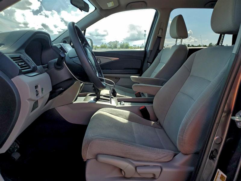 Photo 7 from auction – 2017 HONDA PILOT LX with VIN 5FNYF5H10HB019270
