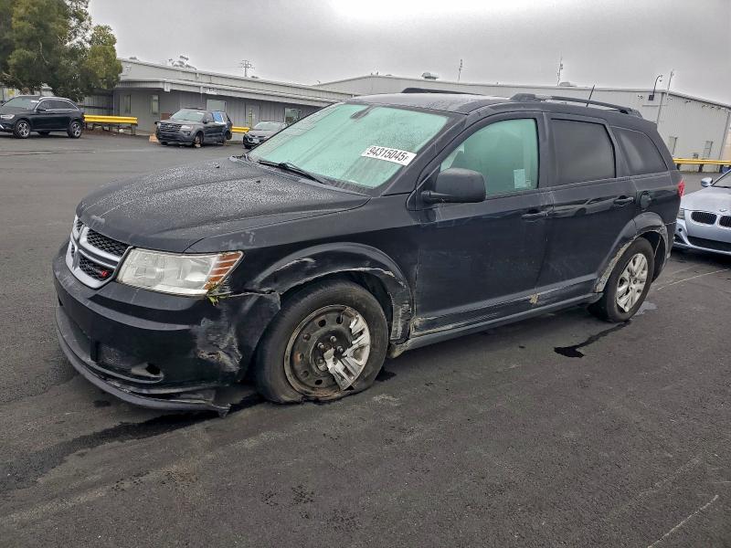 DODGE JOURNEY SE 2018 z numerem VIN 3C4PDCAB0JT490903 - Zdjęcie z aukcji