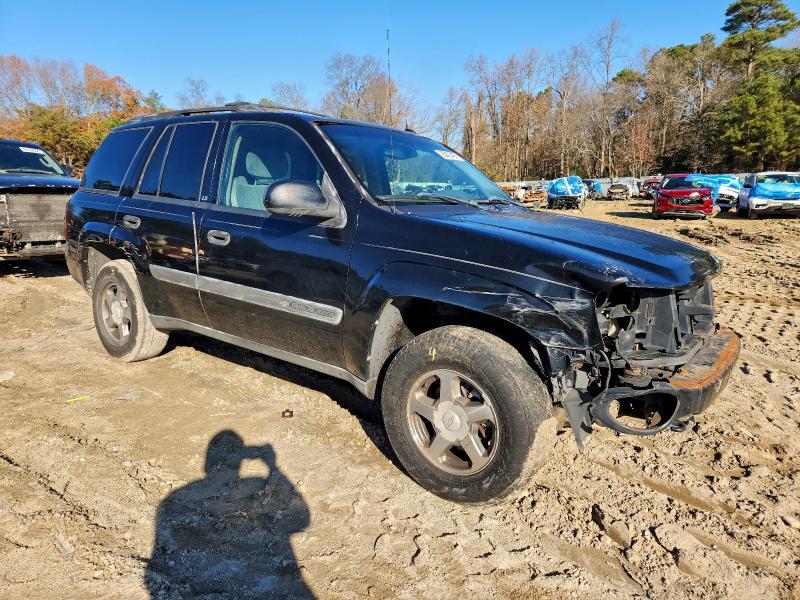 Photo 4 from auction – 2004 CHEVROLET TRAILBLAZE with VIN 1GNDT13S342245257