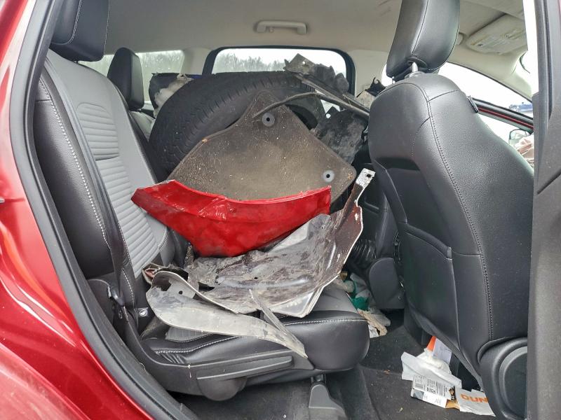 Photo 11 from auction – 2018 FORD ESCAPE SE with VIN 1FMCU9GD8JUB34498