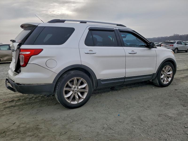Photo 3 from auction – 2012 FORD EXPLORER X with VIN 1FMHK7D80CGA90747