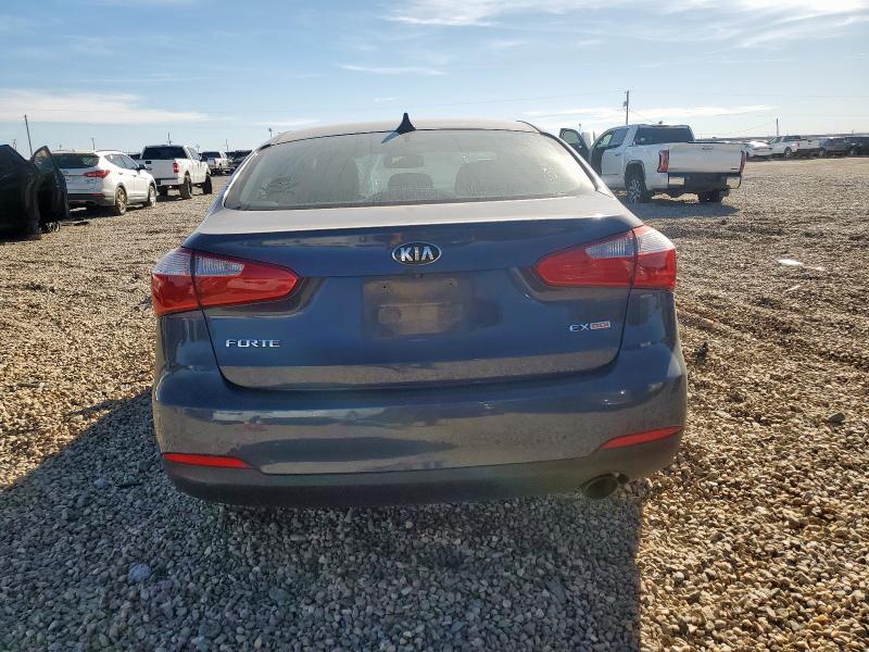صورة رقم 6 من المزاد - 2015 KIA FORTE EX مع VIN KNAFZ4A82F5282579