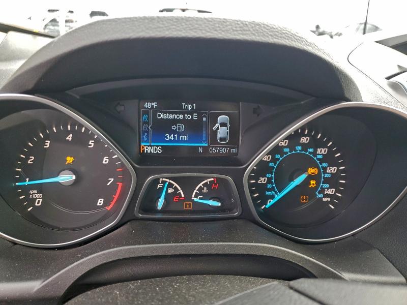 Photo 9 from auction – 2016 FORD ESCAPE SE with VIN 1FMCU9GX0GUC76749