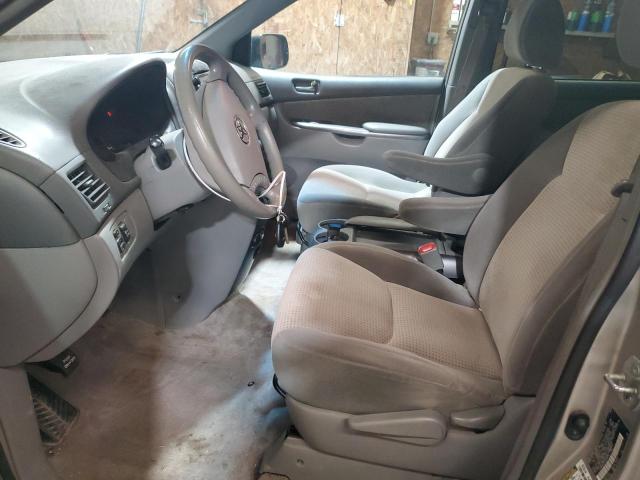 Photo 7 from auction – 2010 TOYOTA SIENNA CE with VIN 5TDKK4CC7AS295516