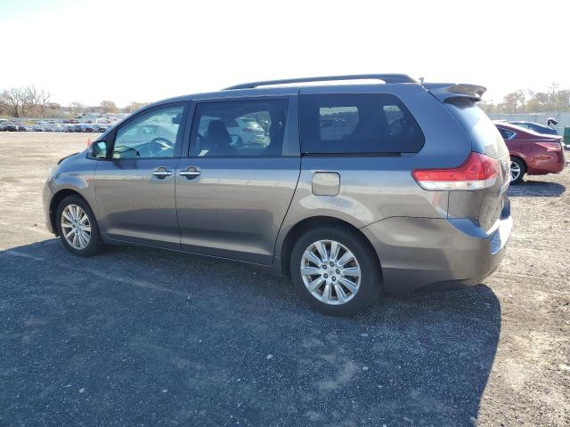 Photo 2 from auction – 2012 TOYOTA SIENNA XLE with VIN 5TDDK3DC0CS033244