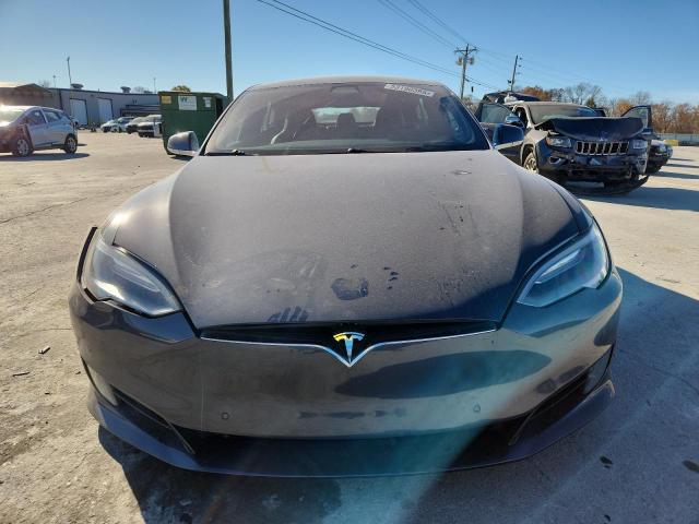 Photo 5 from auction – 2016 TESLA MODEL S with VIN 5YJSA1E25GF169643